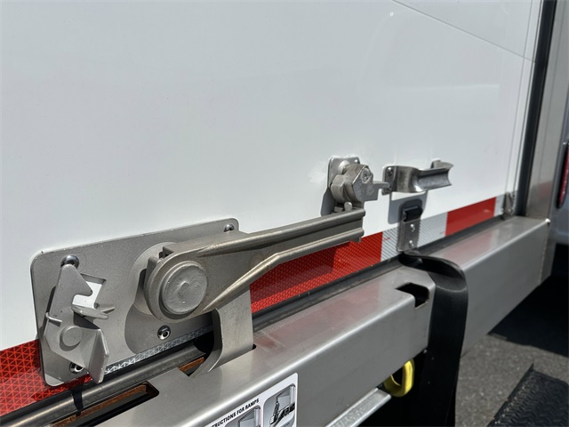 2024 Ford E-Series Base Image 13 of 41