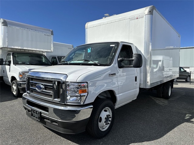 2024 Ford E-Series Base Image 4 of 87