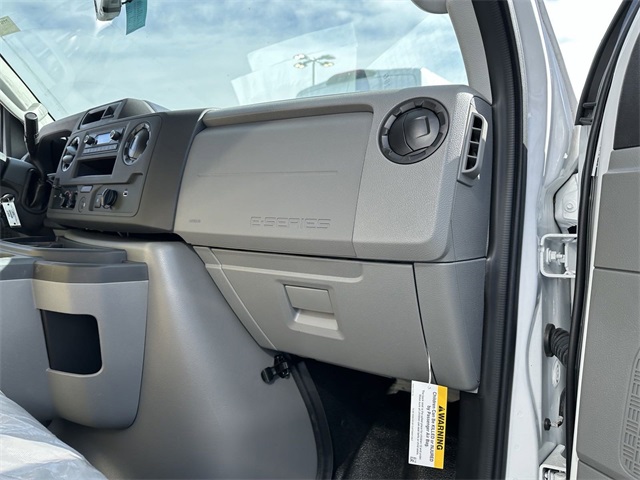 2024 Ford E-Series Base Image 56 of 87