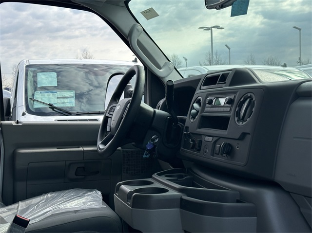 2024 Ford E-Series Base Image 57 of 87