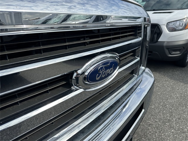 2024 Ford E-Series Base Image 22 of 87
