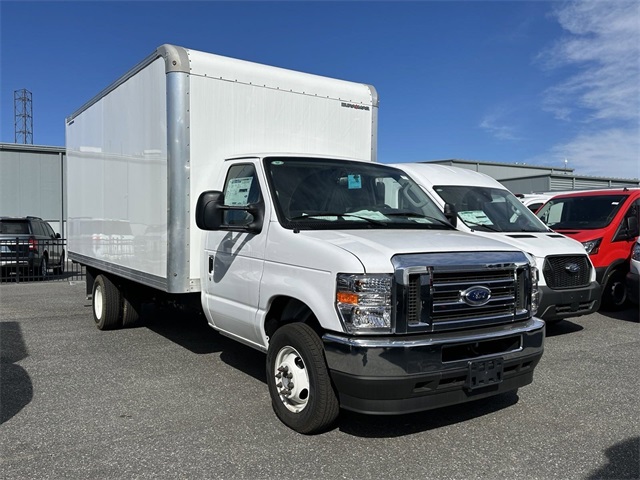 2024 Ford E-Series Base Image 10 of 87
