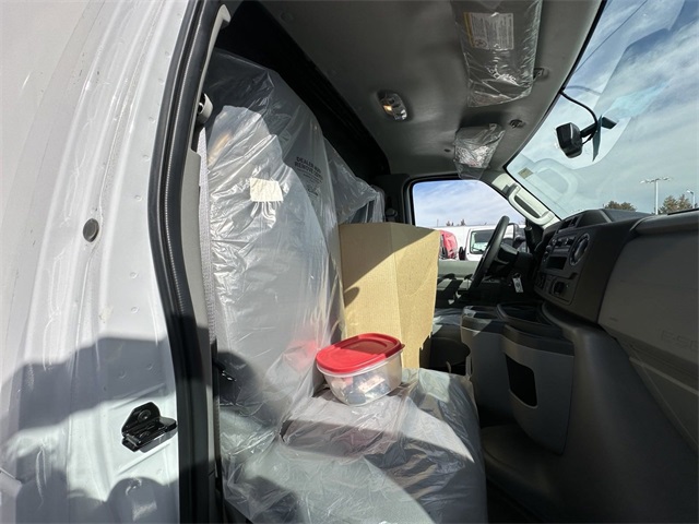 2024 Ford E-Series Base Image 54 of 87