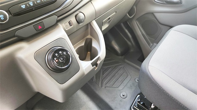 Vehicle image 20 of 22