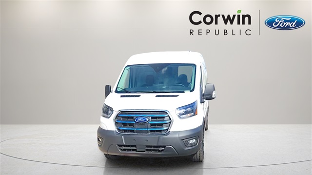 Vehicle image 2 of 22