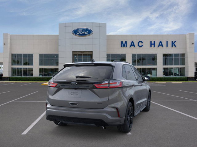 Vehicle image 5 of 22