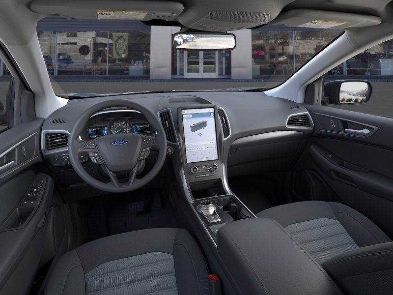 Vehicle image 14 of 23
