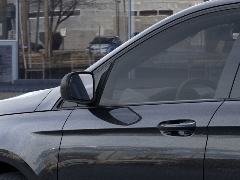 Vehicle image 17 of 23