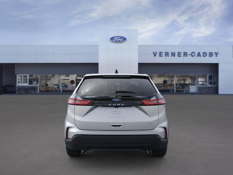 Vehicle image 7 of 23