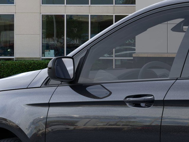 Vehicle image 15 of 22