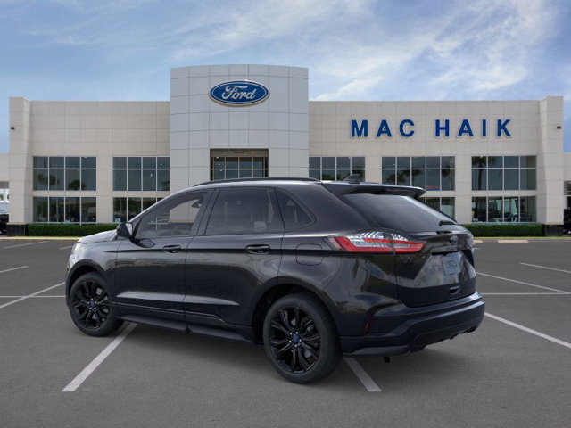 Vehicle image 7 of 22