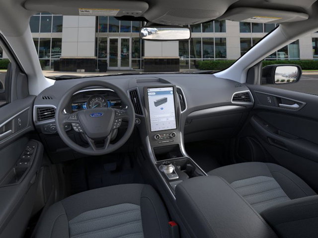 Vehicle image 13 of 22