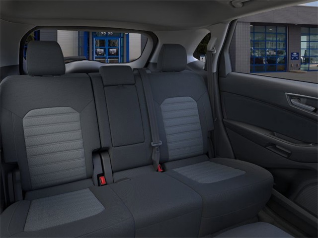 2024 Ford Edge SE Image 11 of 22
