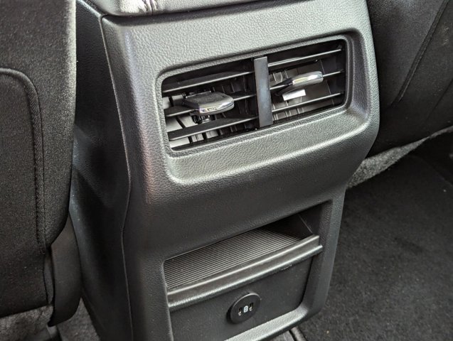 2024 Ford Edge SE Image 40 of 54