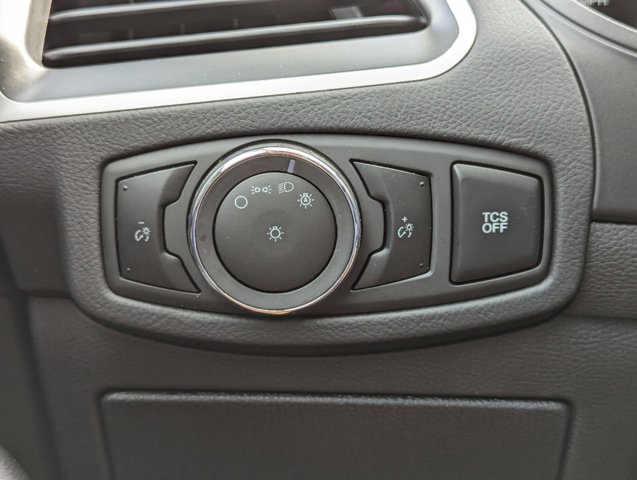 2024 Ford Edge SE Image 34 of 54