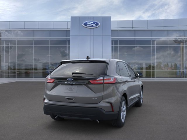 2024 Ford Edge SE Image 9 of 54