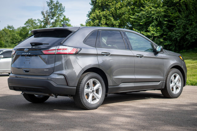2024 Ford Edge SE Image 10 of 54