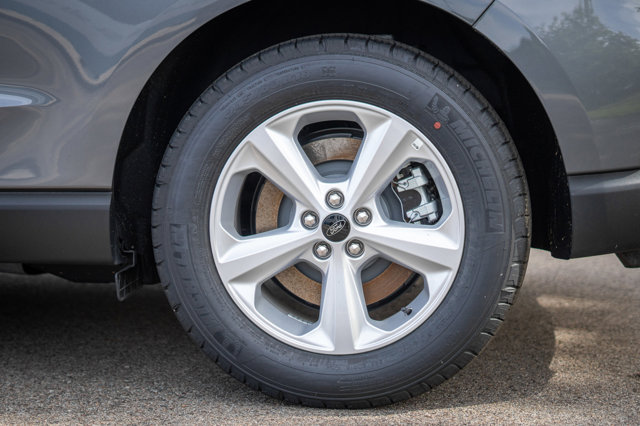 2024 Ford Edge SE Image 17 of 54