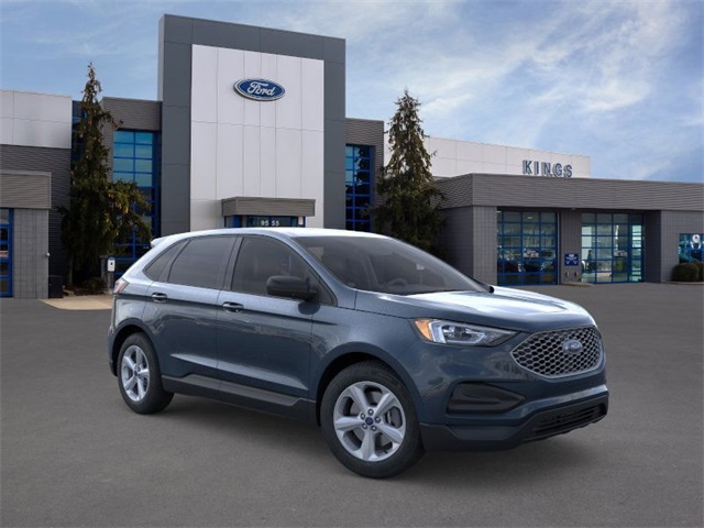 2024 Ford Edge SE Image 4 of 22