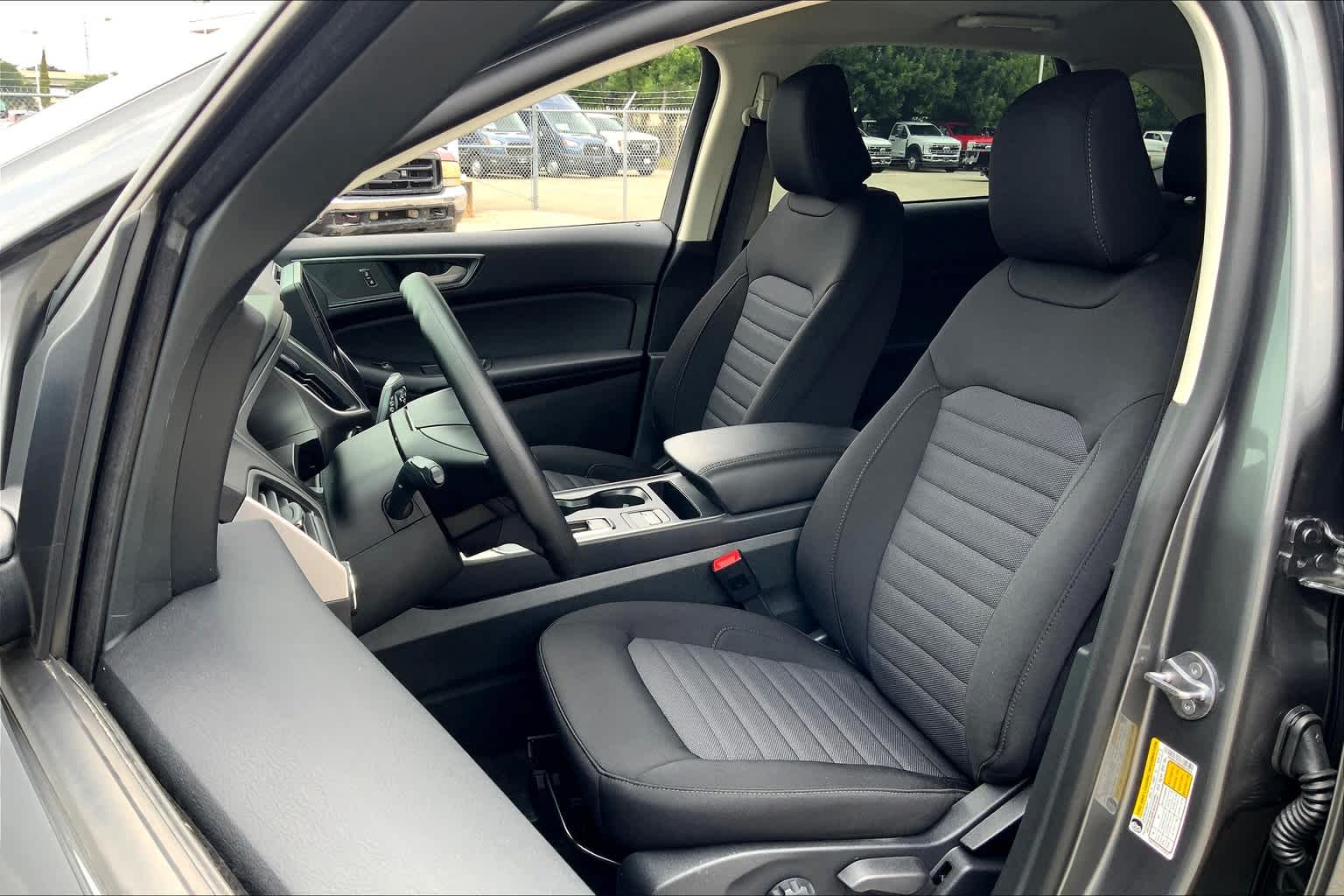 Vehicle image 10 of 22
