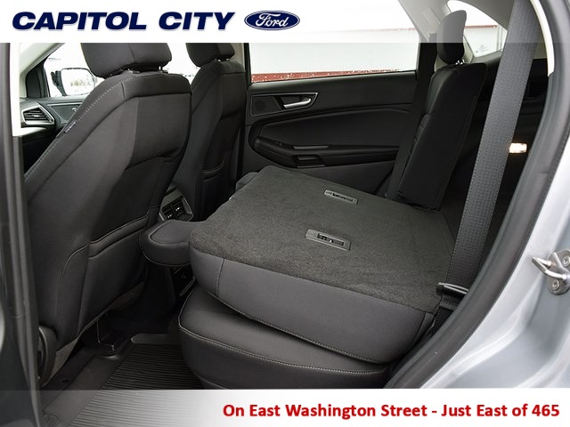 Vehicle image 28 of 36