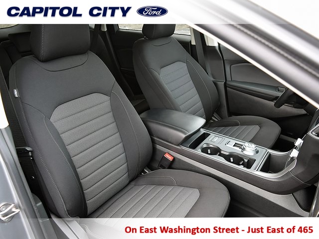 Vehicle image 34 of 36
