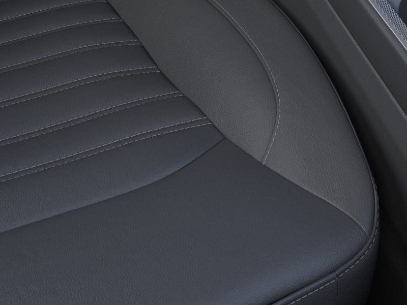Vehicle image 17 of 22
