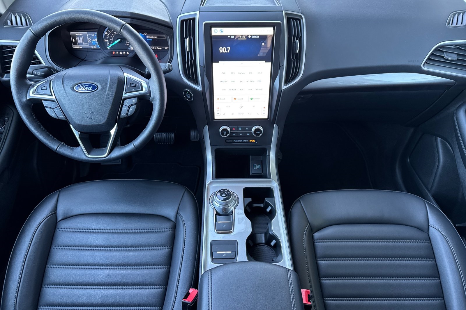Vehicle image 14 of 29