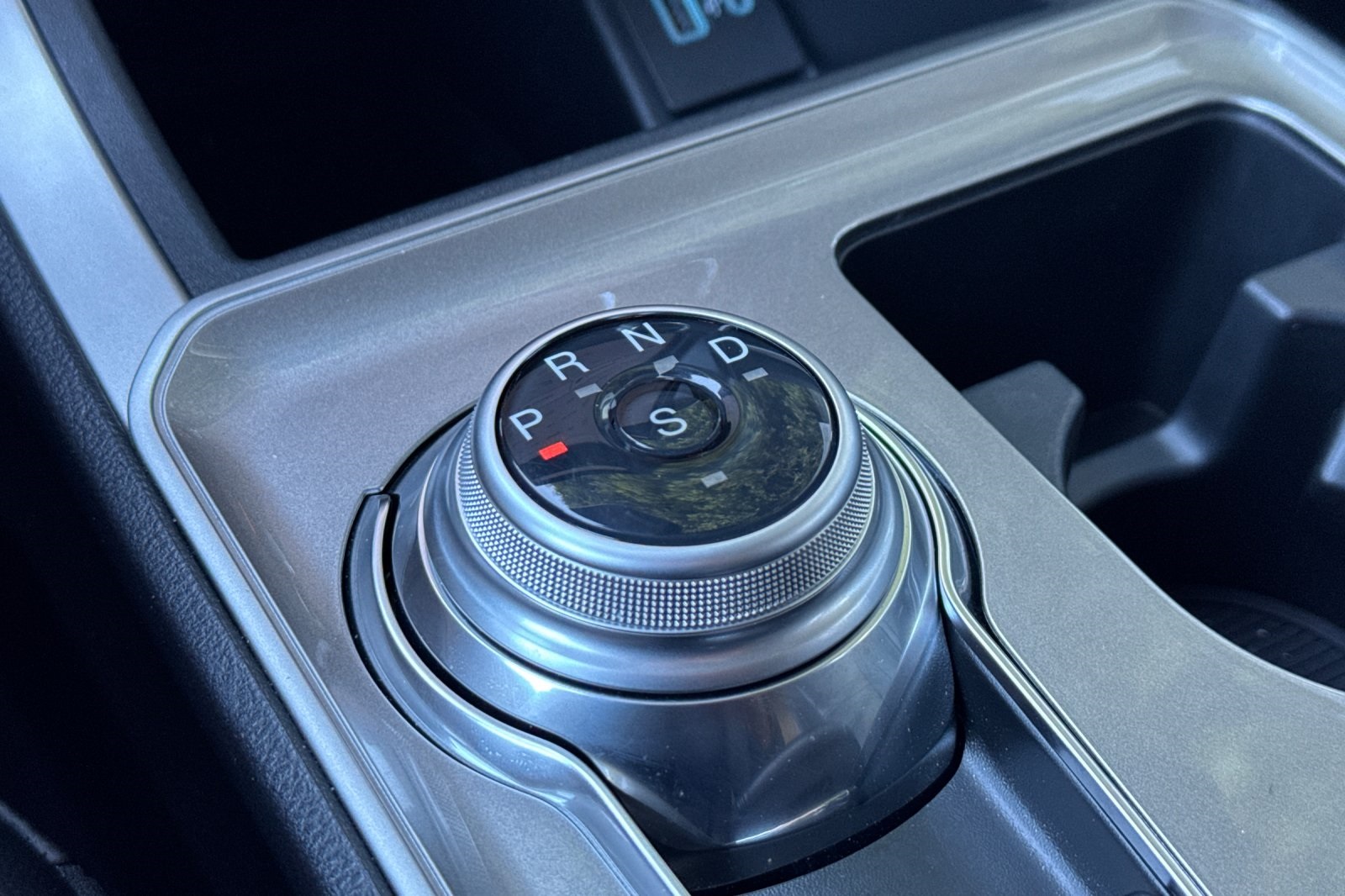 Vehicle image 19 of 29