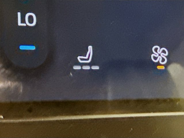 2024 Ford Edge SEL Image 20 of 34