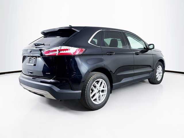 2024 Ford Edge SEL Image 5 of 34
