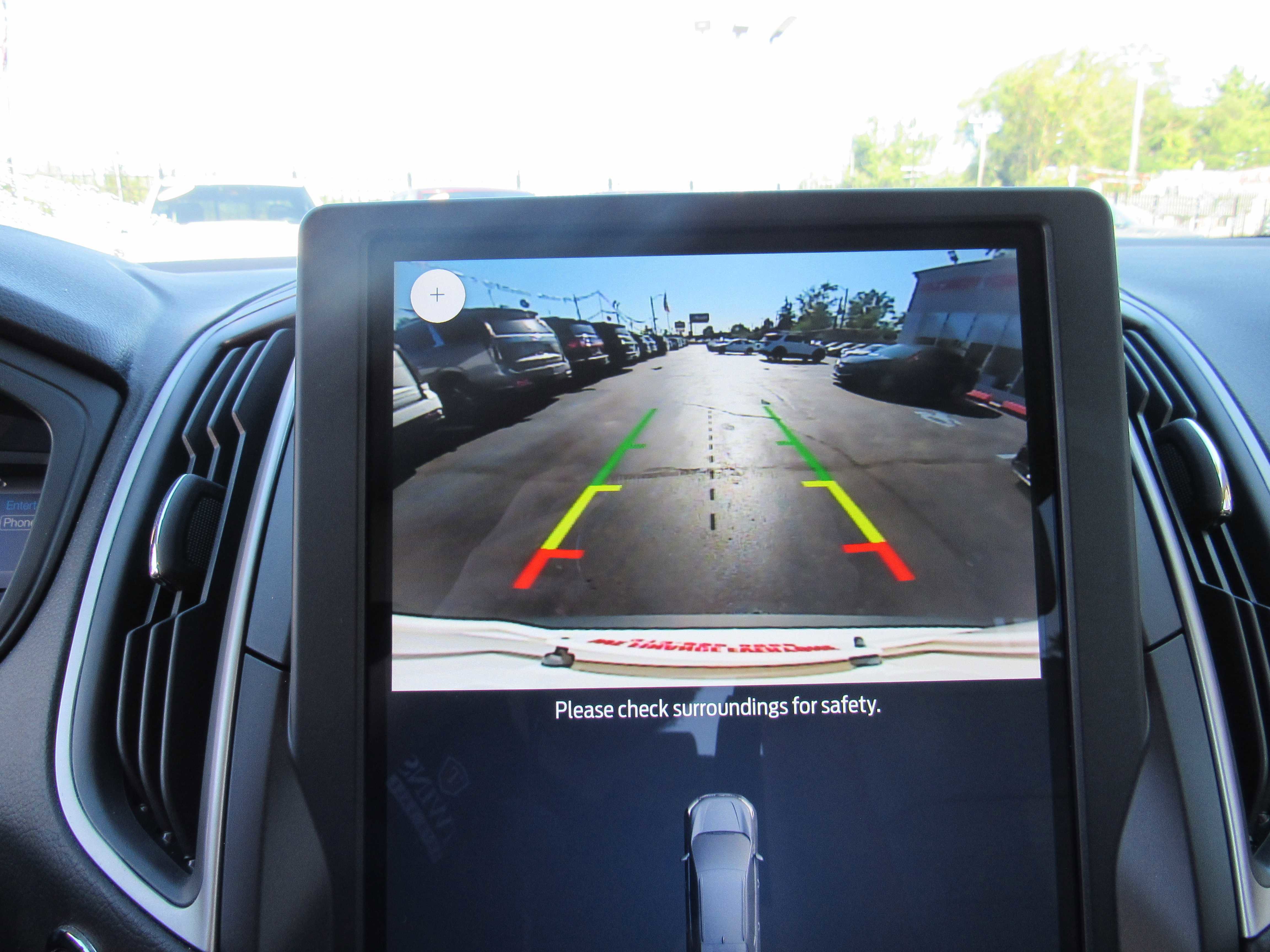 2024 Ford Edge SEL Image 12 of 21