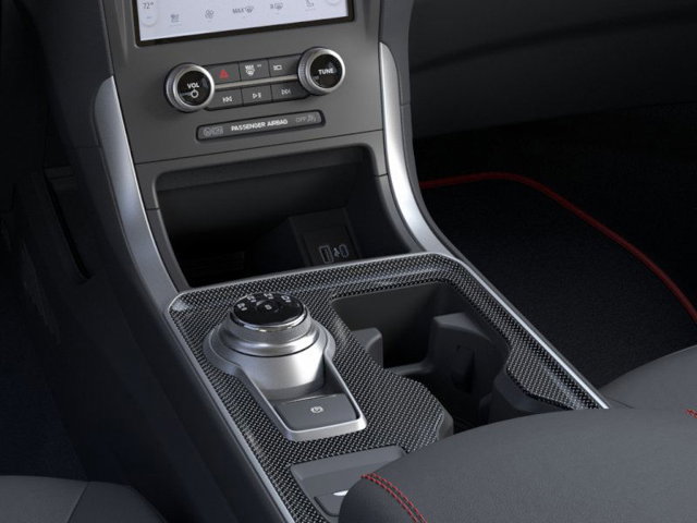Vehicle image 17 of 22