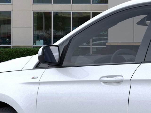 Vehicle image 19 of 22