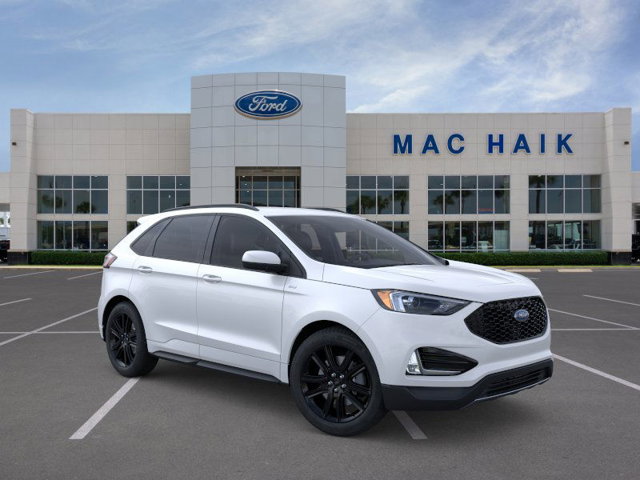 Vehicle image 4 of 22