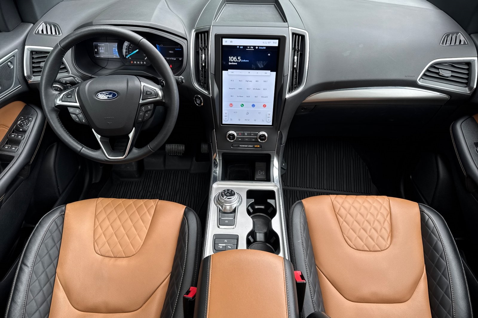 Vehicle image 12 of 30