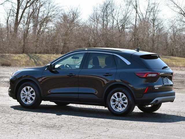 Vehicle image 7 of 38