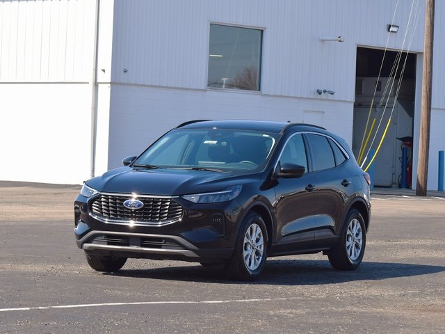 Vehicle image 1 of 38