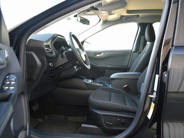 Vehicle image 27 of 38