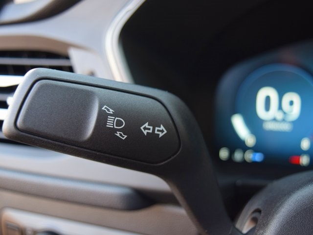 Vehicle image 15 of 38