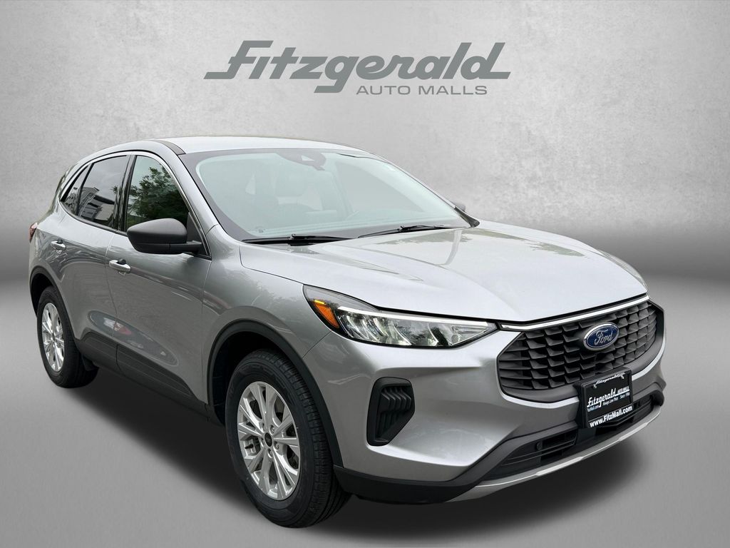 2024 Ford Escape Active Image 3 of 47