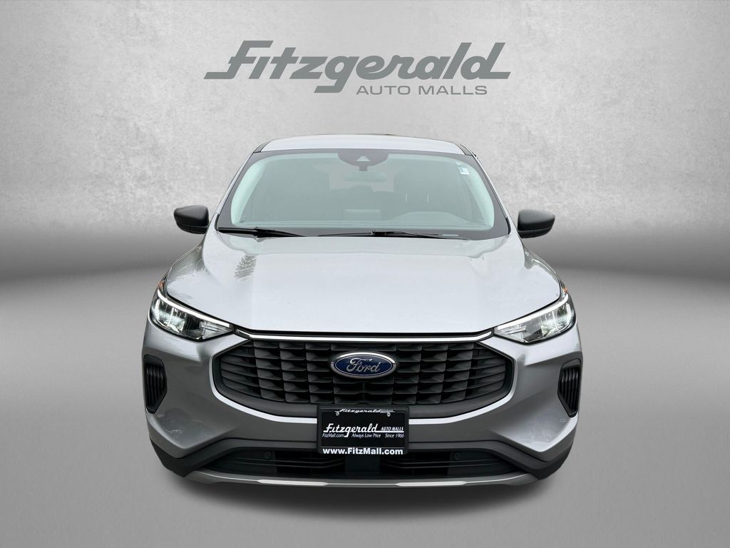 2024 Ford Escape Active Image 2 of 47