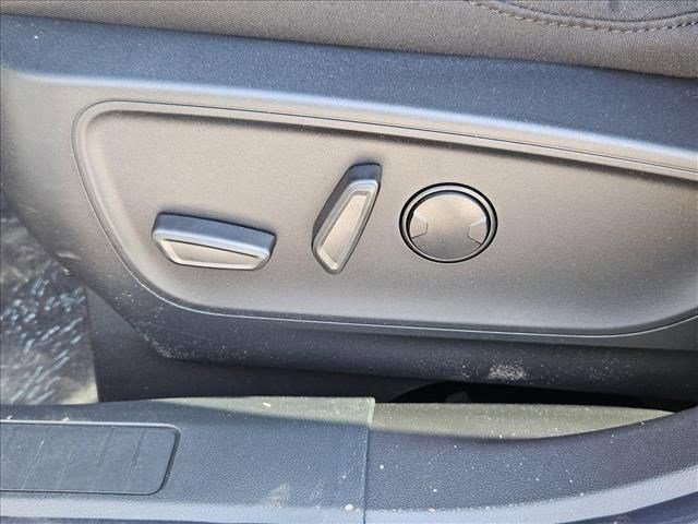 2024 Ford Escape Active Image 16 of 17