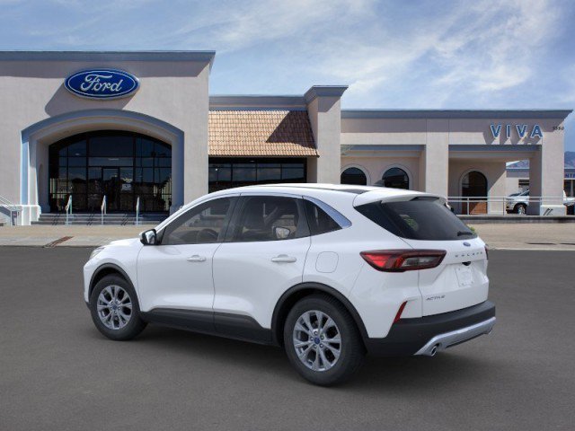 Vehicle image 4 of 23