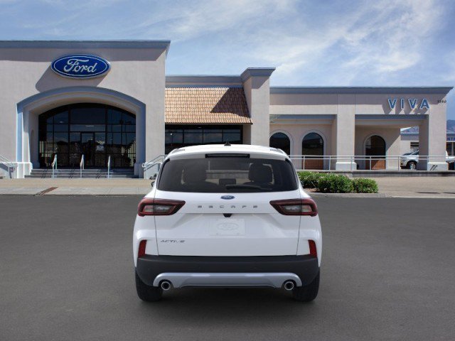 Vehicle image 5 of 23