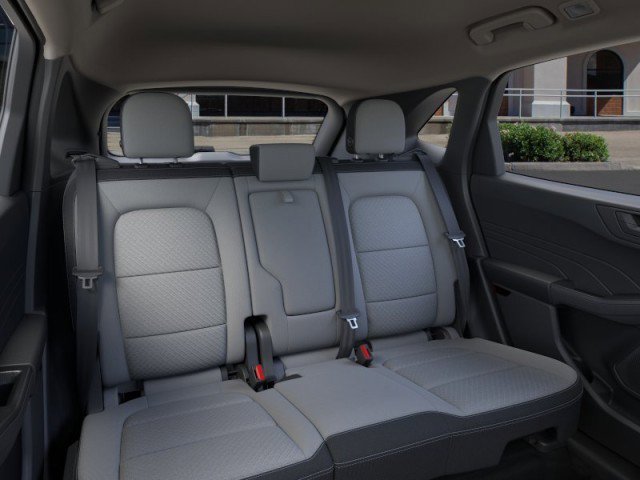 Vehicle image 11 of 23