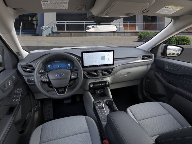 Vehicle image 9 of 23