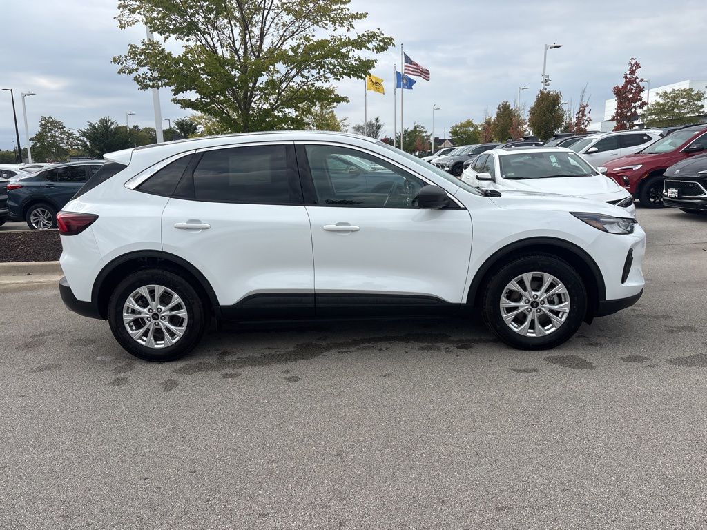 2024 Ford Escape Active Image 3 of 24