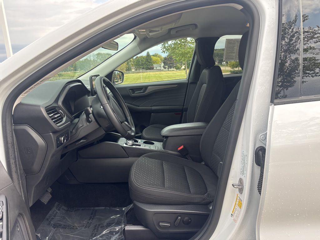 2024 Ford Escape Active Image 7 of 24