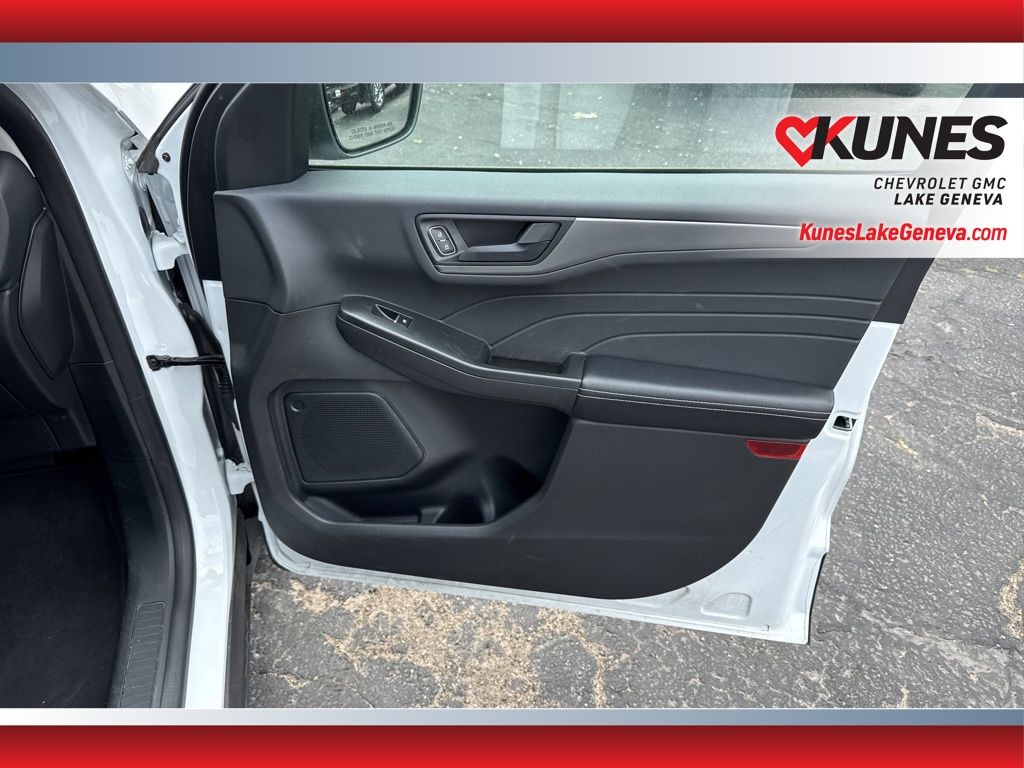 Vehicle image 29 of 53